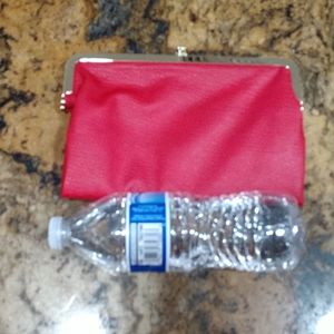 Certified vegan clutch